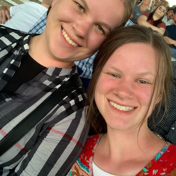 Meet your Posher, Kaitlyn - Picture 11 of 16